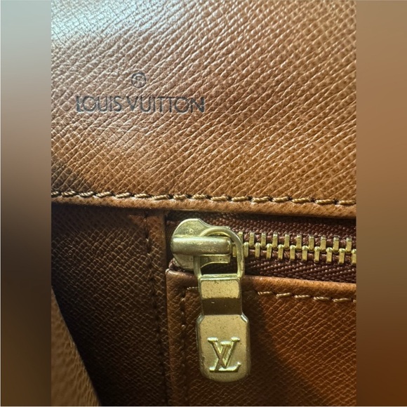 1990 Louis Vuitton Dame Pochette Monogram Clutch GM - Picture 10 of 12